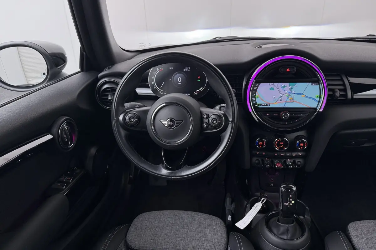 Mini 1.5 136 PK Aut. Facelift Navi Climate LED Stoelverw.