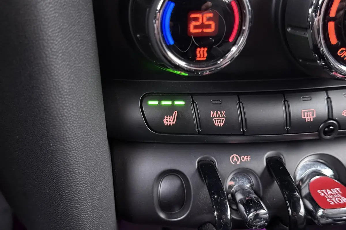 Mini 1.5 136 PK Aut. Facelift Navi Climate LED Stoelverw.
