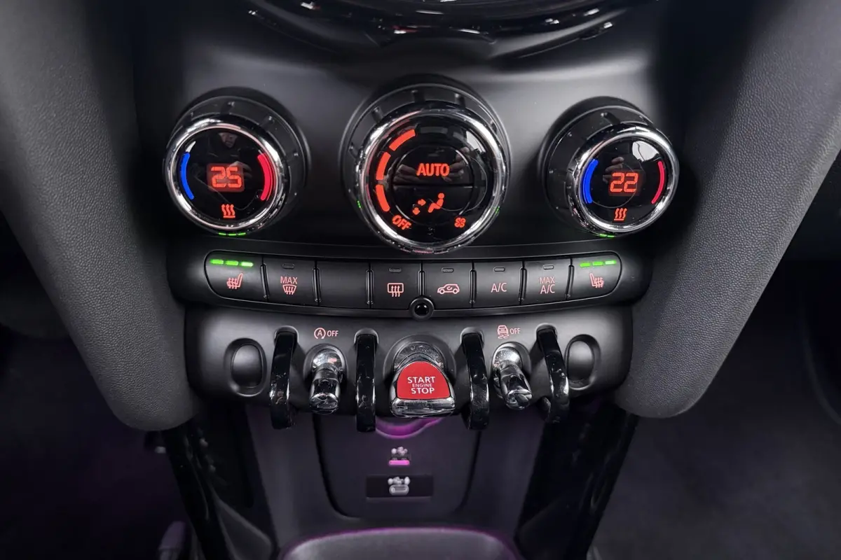 Mini 1.5 136 PK Aut. Facelift Navi Climate LED Stoelverw.
