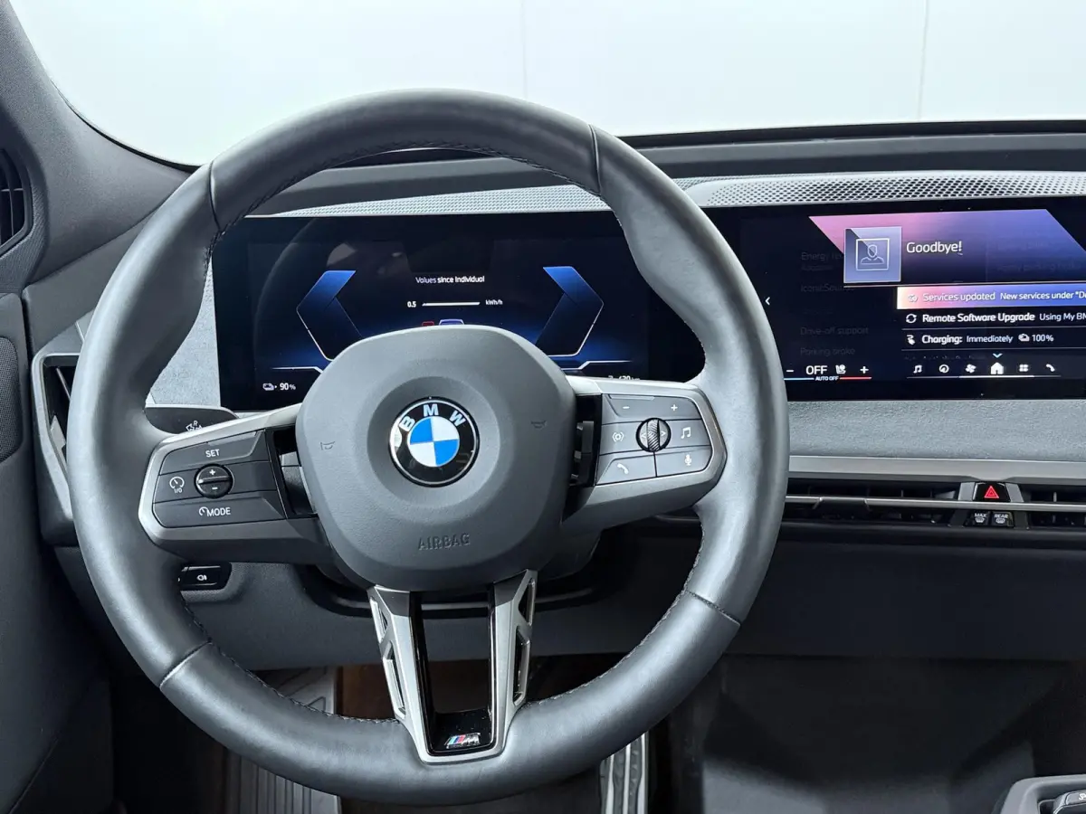 xDrive45 101 kWh | SoH 100% | M Sport Pro  | Trekhaak | 21" | Driving Assistant Professional |  Stuurverwarming |