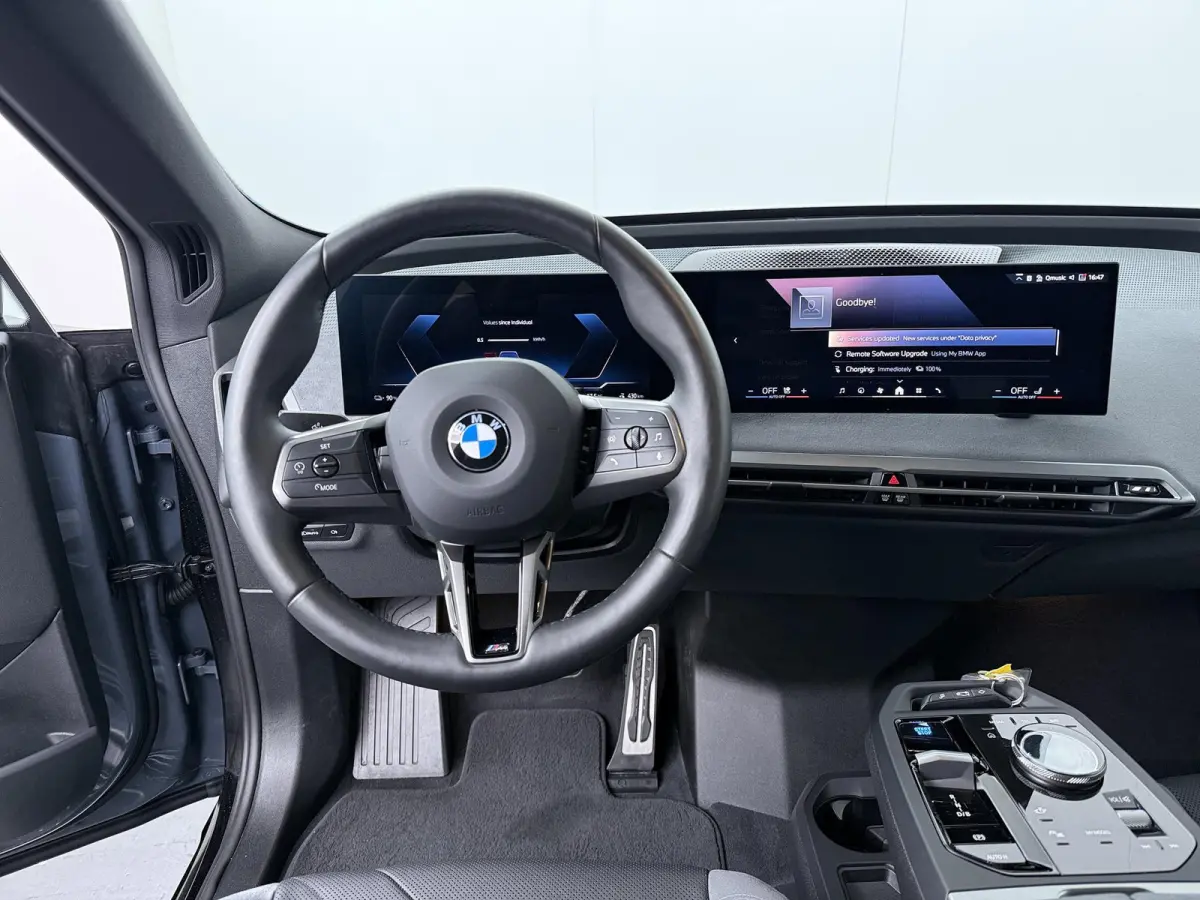 xDrive45 101 kWh | SoH 100% | M Sport Pro  | Trekhaak | 21" | Driving Assistant Professional |  Stuurverwarming |