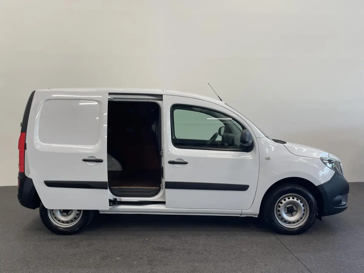 108 CDI Lang Airco Navi Cruise Camera Schuifdeur Houten Laadvloer