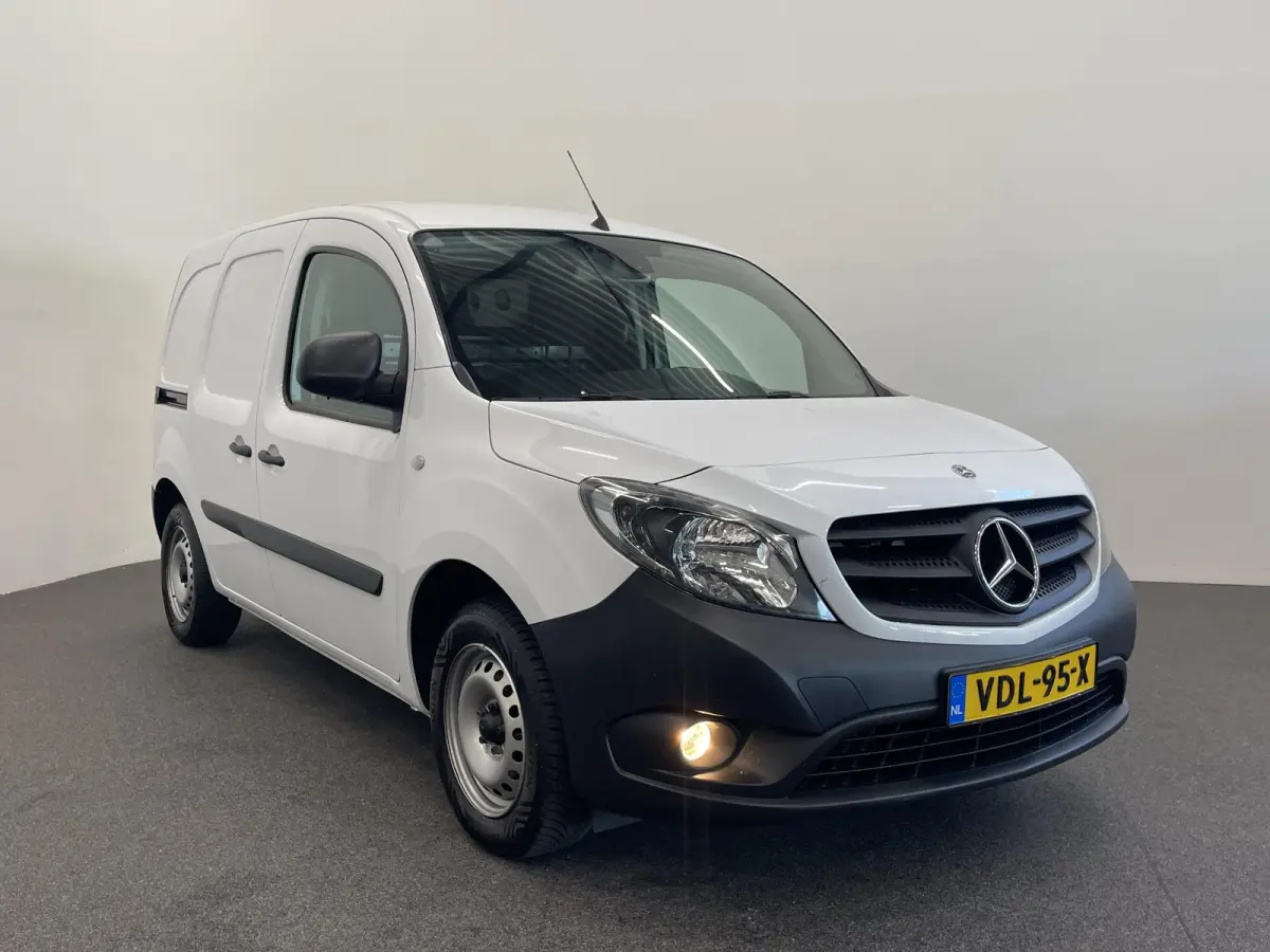 108 CDI Lang Airco Navi Cruise Camera Schuifdeur Houten Laadvloer
