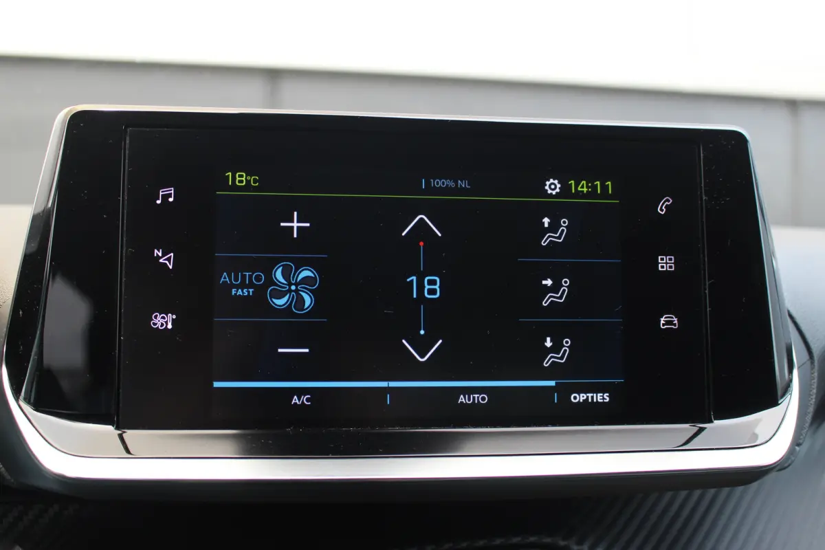 EV Allure Pack 50 kWh 3-Fase | Camera | CarPlay | Climate& Cruise C. | PDC V&A | 16" LMV | 3-Fase | Camera | CarPlay | Climate& Cruise C. | PDC V&A | 16" LMV |