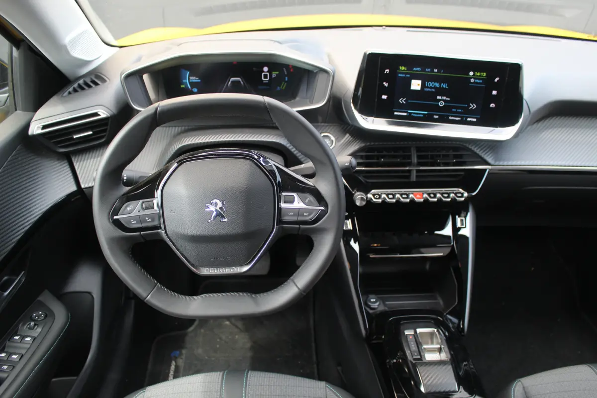 EV Allure Pack 50 kWh 3-Fase | Camera | CarPlay | Climate& Cruise C. | PDC V&A | 16" LMV | 3-Fase | Camera | CarPlay | Climate& Cruise C. | PDC V&A | 16" LMV |