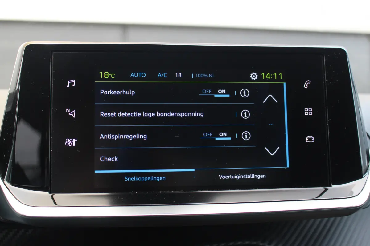 EV Allure Pack 50 kWh 3-Fase | Camera | CarPlay | Climate& Cruise C. | PDC V&A | 16" LMV | 3-Fase | Camera | CarPlay | Climate& Cruise C. | PDC V&A | 16" LMV |