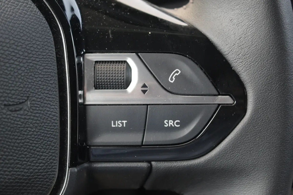 EV Allure Pack 50 kWh 3-Fase | Camera | CarPlay | Climate& Cruise C. | PDC V&A | 16" LMV | 3-Fase | Camera | CarPlay | Climate& Cruise C. | PDC V&A | 16" LMV |