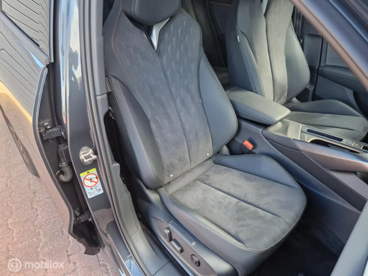 1.5 TSI e-Hybrid Business 12MND BOVAG GAR|NAVI|ECC|360­° CAMERA|HEAD UP |STUURWIEL + STOELVERW|ACC