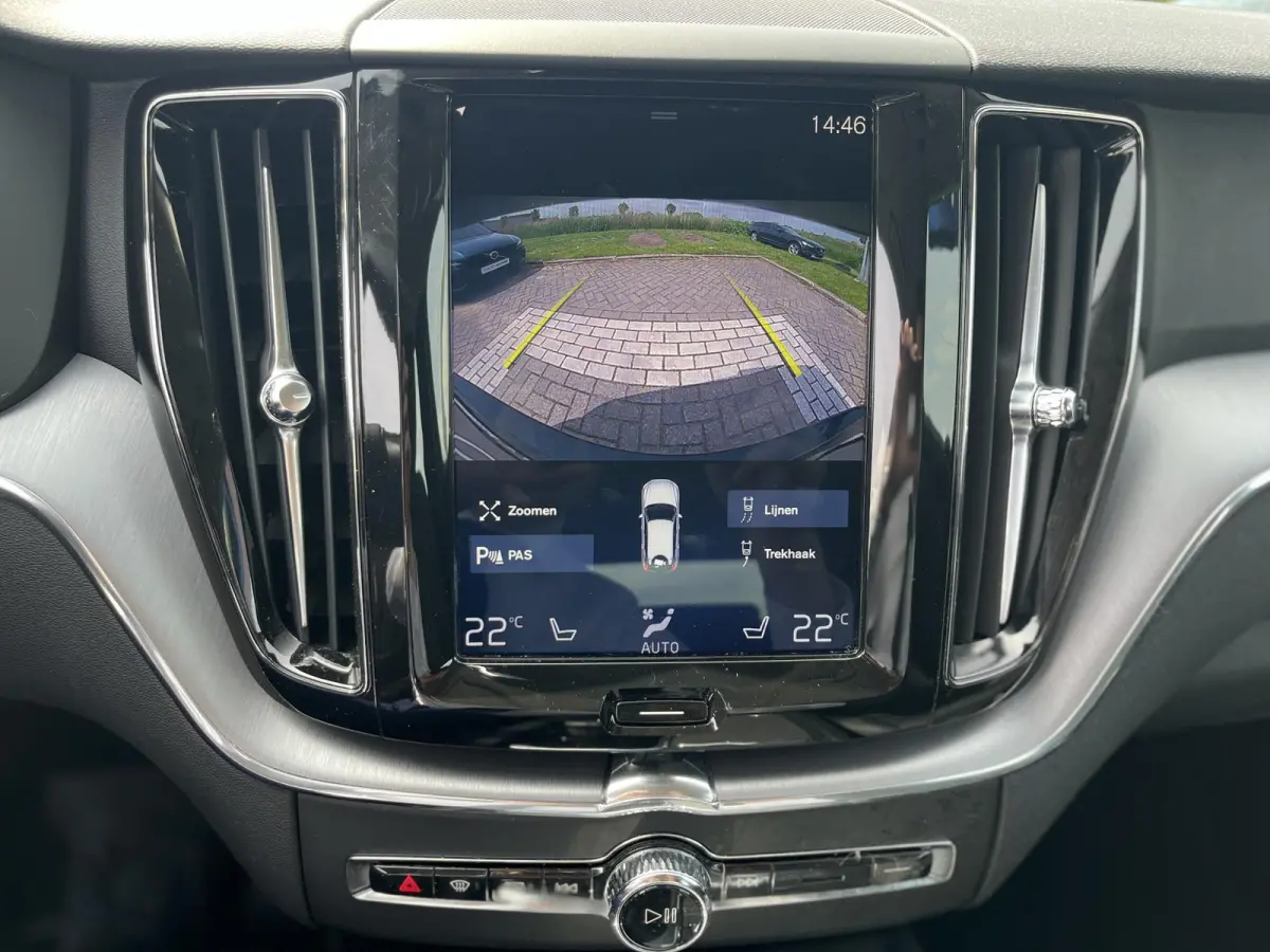 B5 Inscription | Trekhaak | Stoel- en Stuurverwarming | Apple Carplay | Keyless Entry | Parkeercamera |