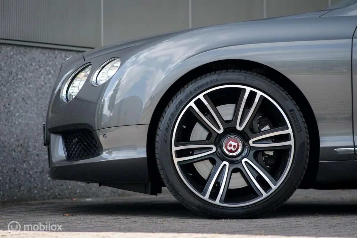 4.0 V8 508 pk | Youngtimer | LED | Facelift | Camera | Carplay |