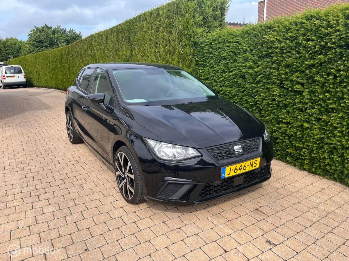 1.0 TSI Style Business Intense slechts 73.000 km