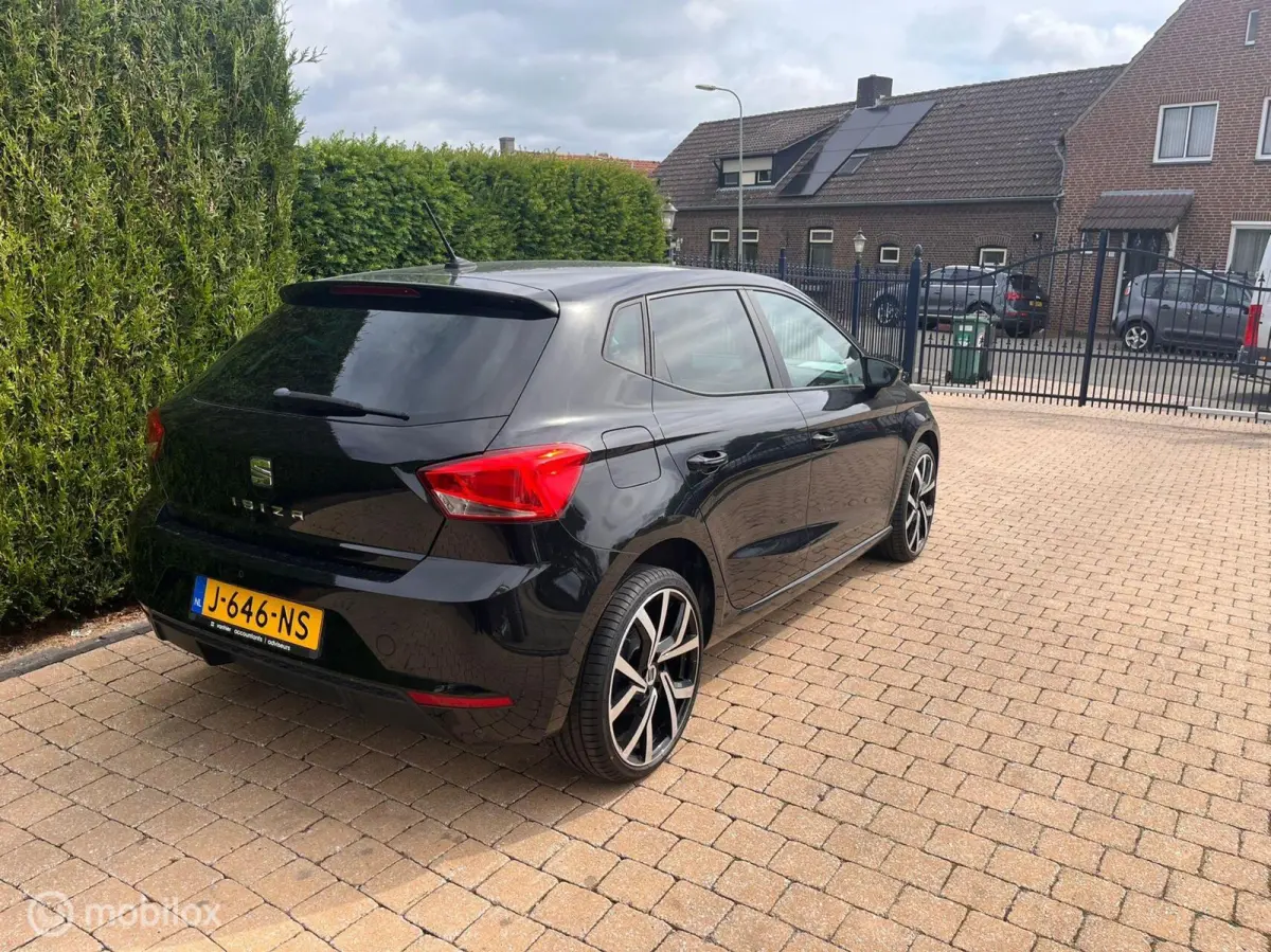 1.0 TSI Style Business Intense slechts 73.000 km