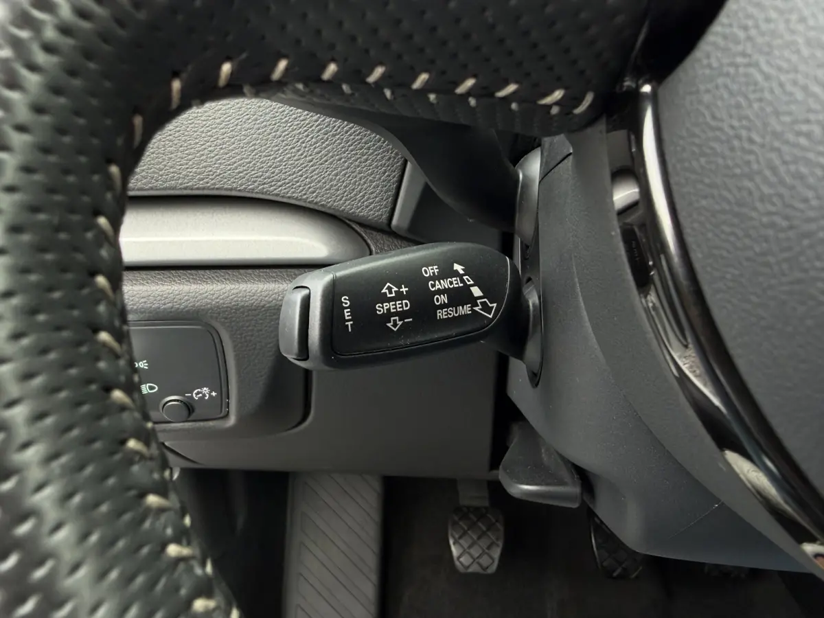 1.4 TFSI S-Line Navi|Leer|Xenon|PDC|Cruis Wit