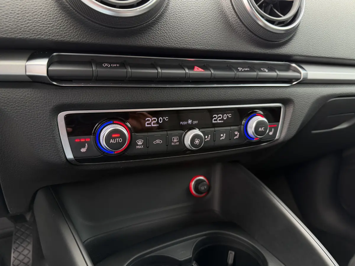 1.4 TFSI S-Line Navi|Leer|Xenon|PDC|Cruis Wit