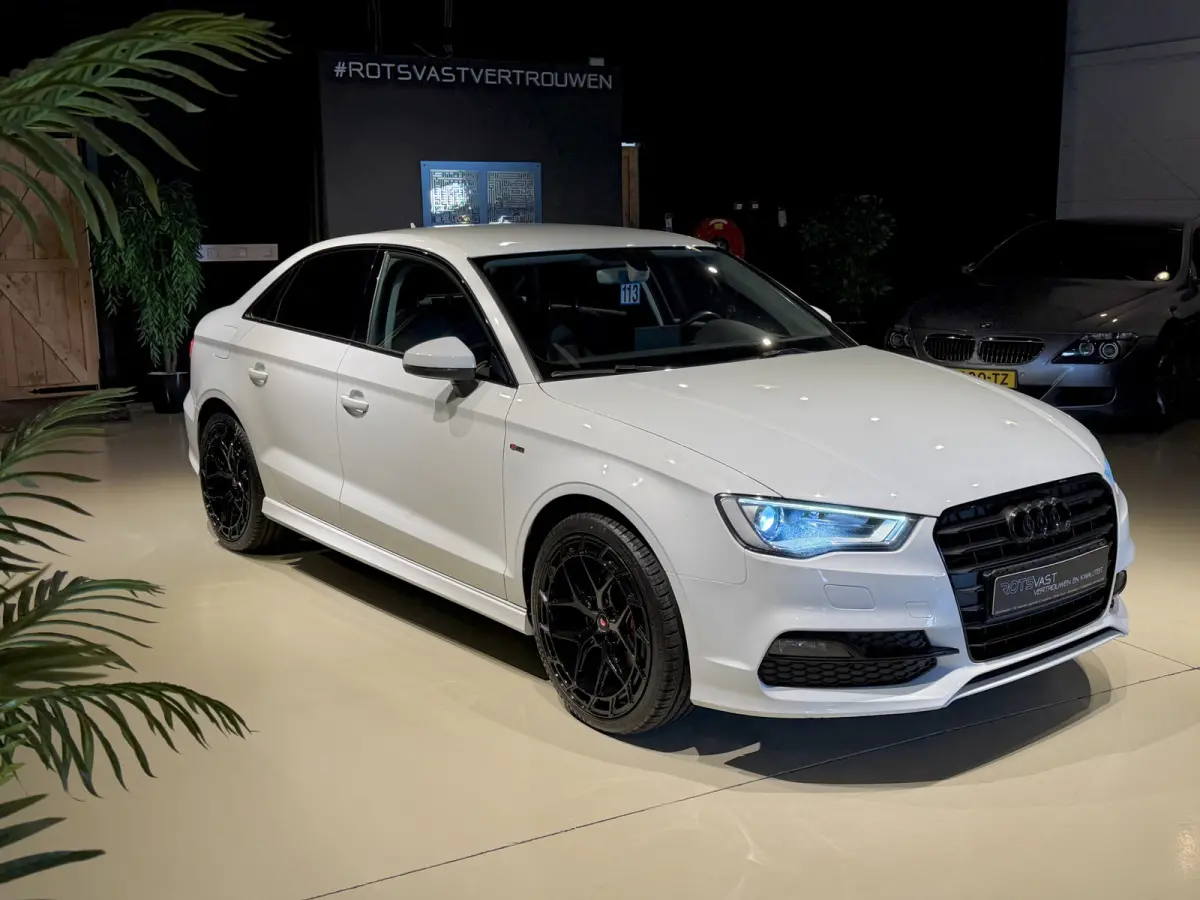 1.4 TFSI S-Line Navi|Leer|Xenon|PDC|Cruis Wit