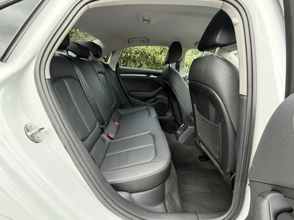 1.4 TFSI S-Line Navi|Leer|Xenon|PDC|Cruis Wit