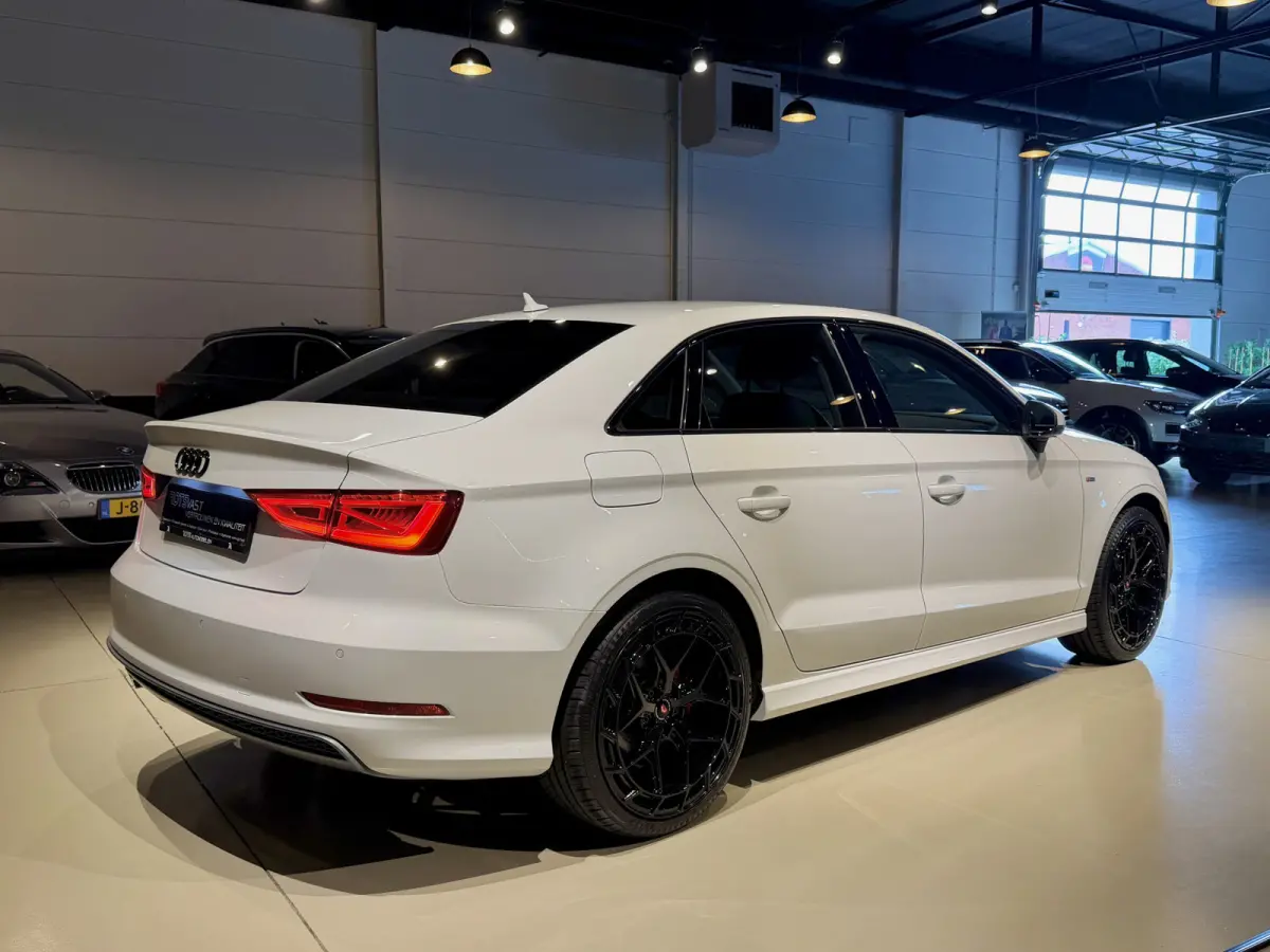 1.4 TFSI S-Line Navi|Leer|Xenon|PDC|Cruis Wit
