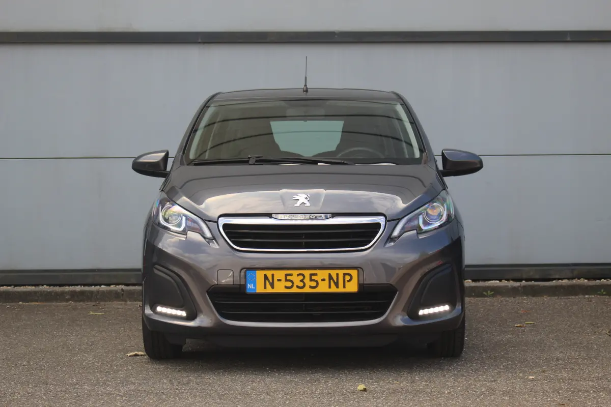 1.0 e-VTi Active | Airco | Bluetooth | Elek. Ramen | Cent. Vergrendeling | Airco | Bluetooth | Elek. Ramen | Cent. Vergrendeling |