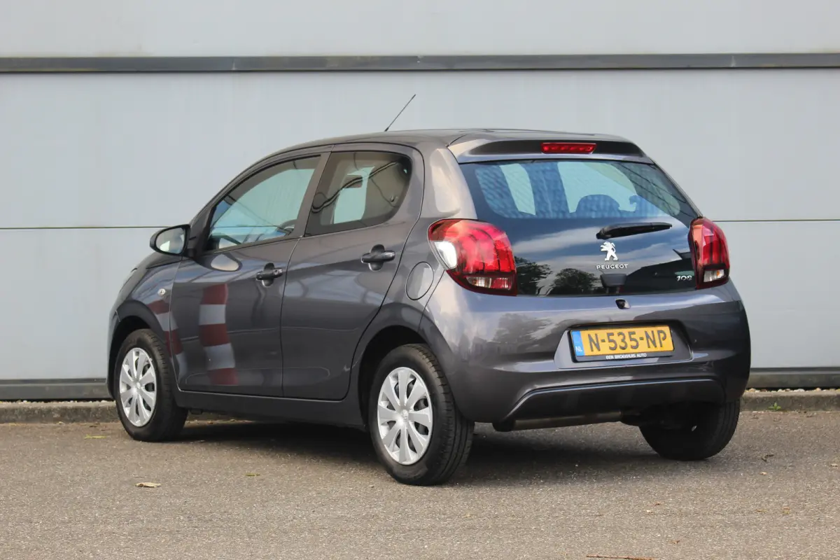 1.0 e-VTi Active | Airco | Bluetooth | Elek. Ramen | Cent. Vergrendeling | Airco | Bluetooth | Elek. Ramen | Cent. Vergrendeling |