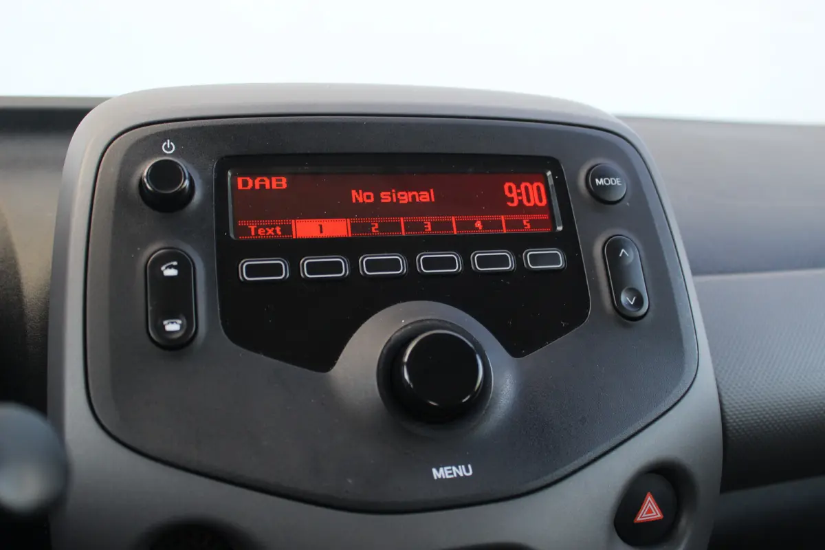 1.0 e-VTi Active | Airco | DAB | Centrale Deurvergrendeling | Bluetooth | Elek Ramen | Airco | DAB | Centrale Deurvergrendeling | Bluetooth | Elek Ramen |