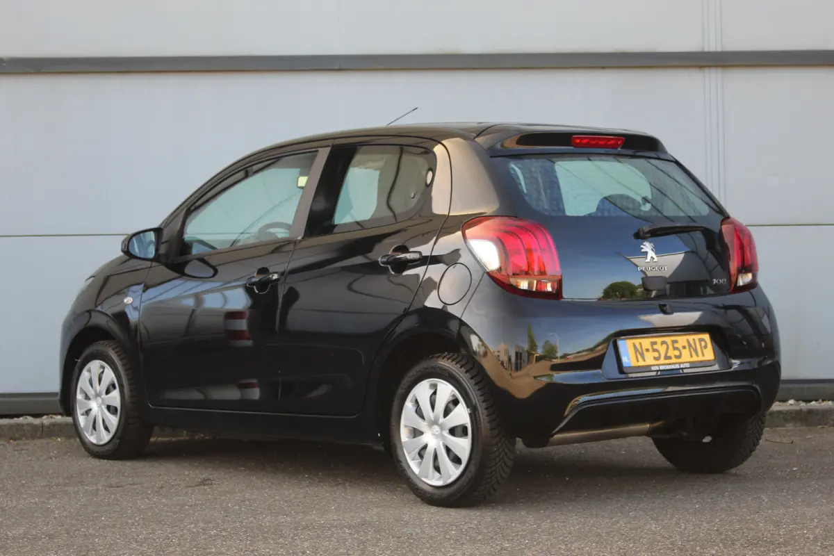 1.0 e-VTi Active | Airco | DAB | Centrale Deurvergrendeling | Bluetooth | Elek Ramen | Airco | DAB | Centrale Deurvergrendeling | Bluetooth | Elek Ramen |