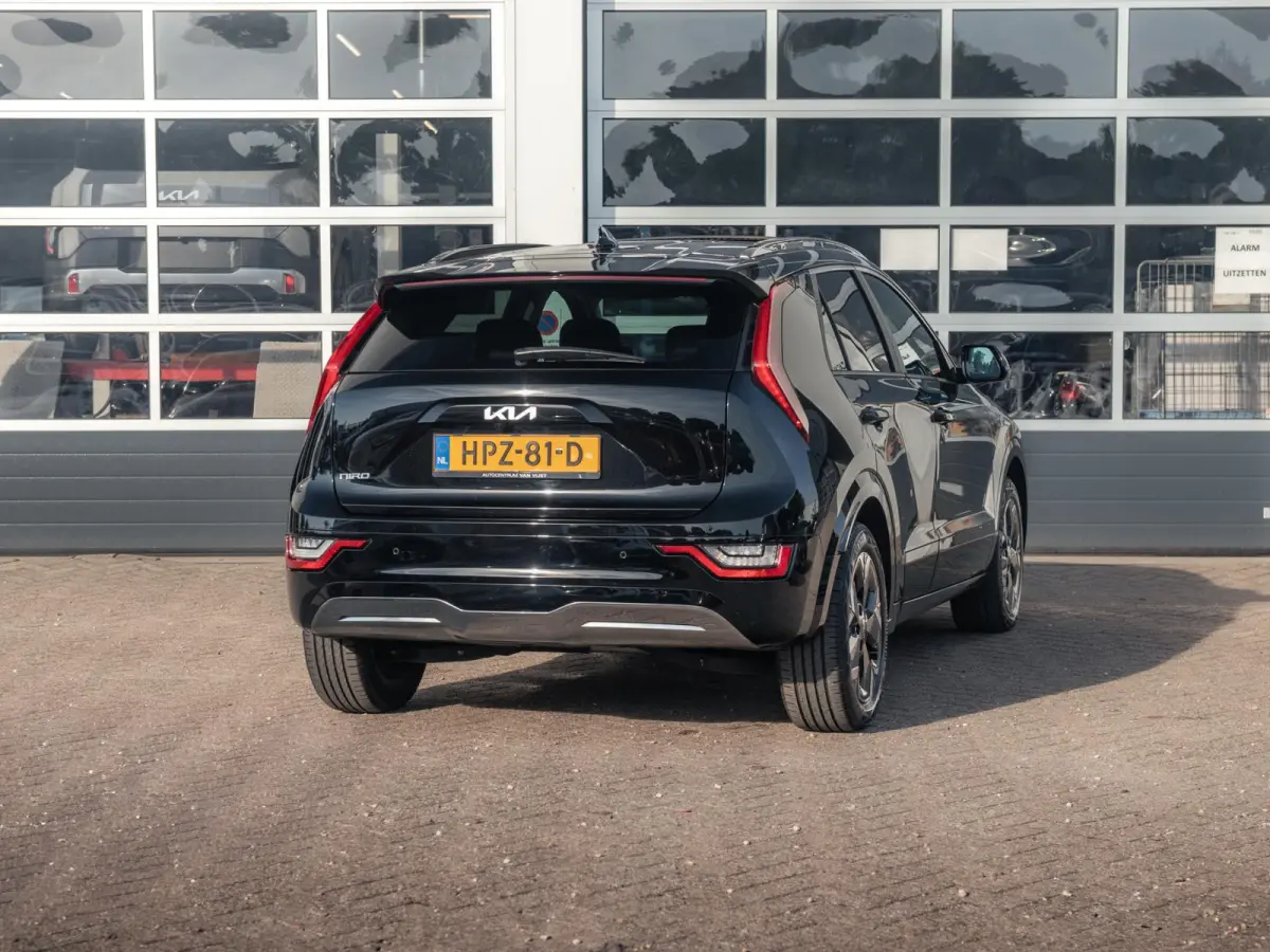 Plus 64.8 kWh l Stoel Stuurverwarming l Lederlook bekleding l SOH 99,1% l