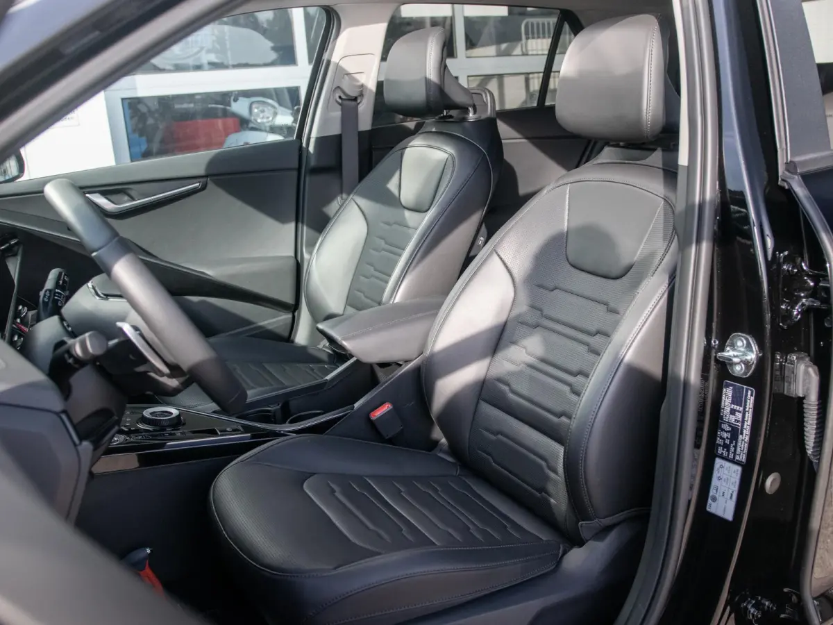 Plus 64.8 kWh l Stoel Stuurverwarming l Lederlook bekleding l SOH 99,1% l