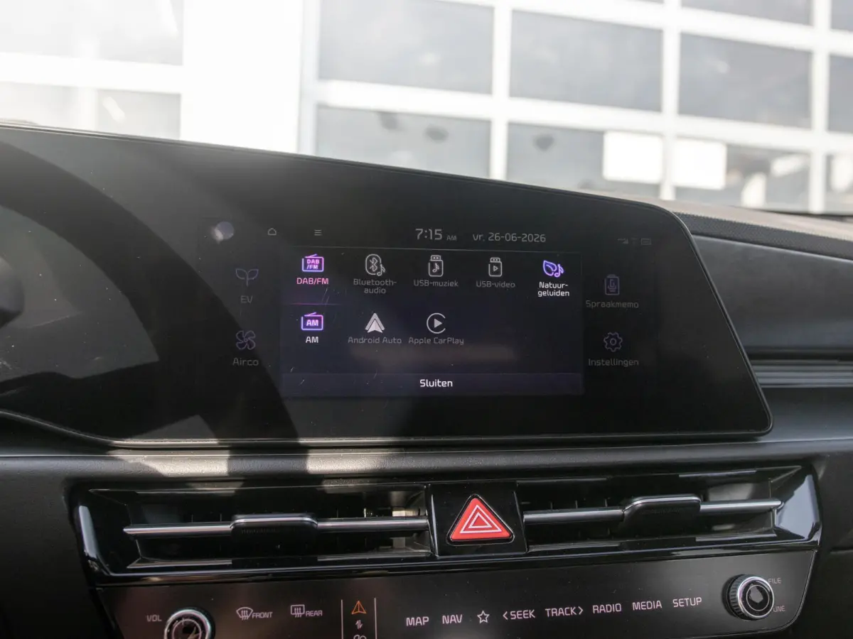 Plus 64.8 kWh l Stoel Stuurverwarming l Lederlook bekleding l SOH 99,1% l
