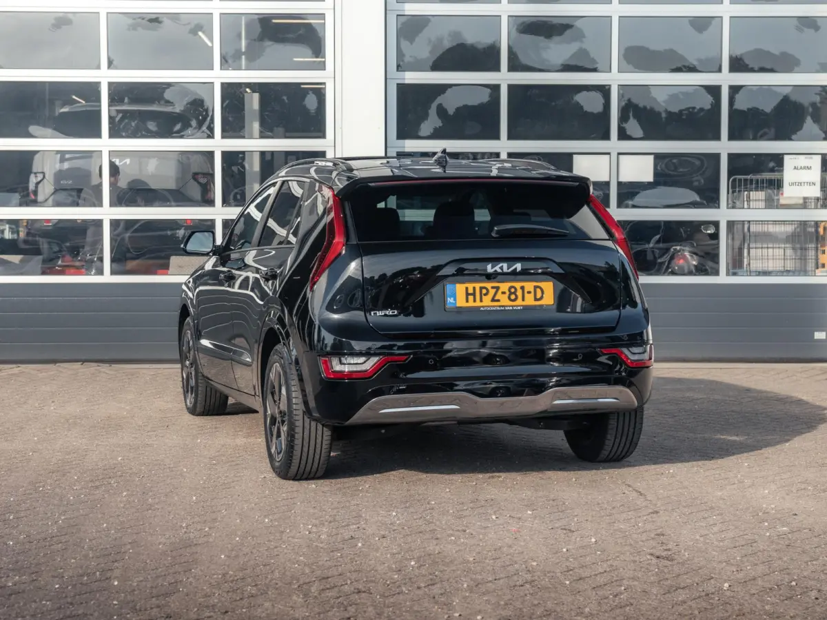 Plus 64.8 kWh l Stoel Stuurverwarming l Lederlook bekleding l SOH 99,1% l