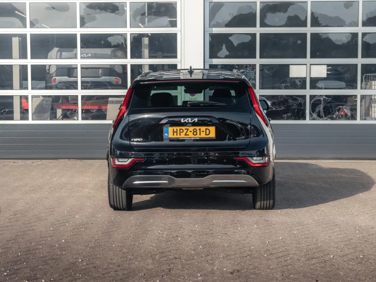 Plus 64.8 kWh l Stoel Stuurverwarming l Lederlook bekleding l SOH 99,1% l
