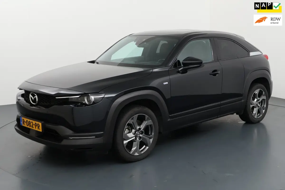 E-SkyActiv EV 145| Makoto Premium Pack| LUXE|PANO|