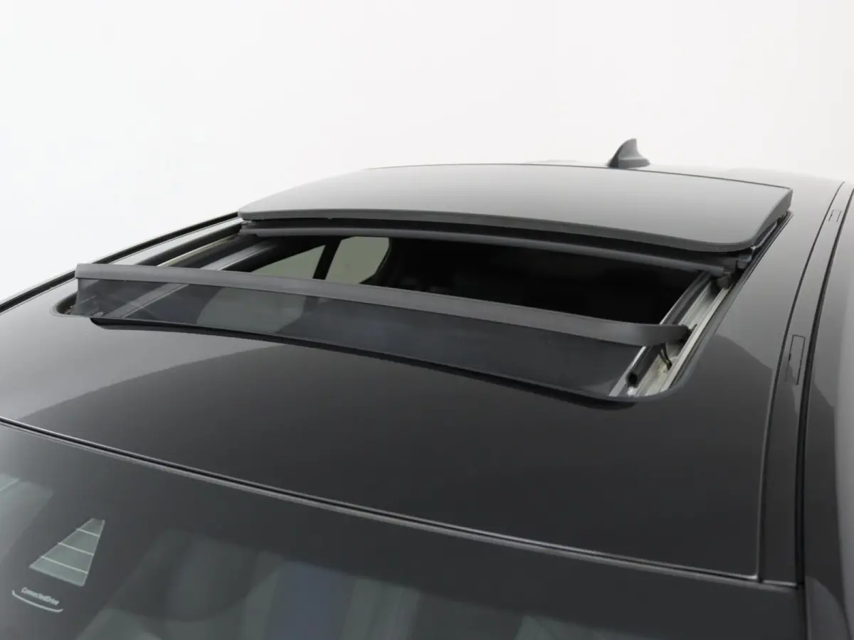 118i Business Edition | M Sport | Panoramadak | Parkeercamera | 33.282 km |