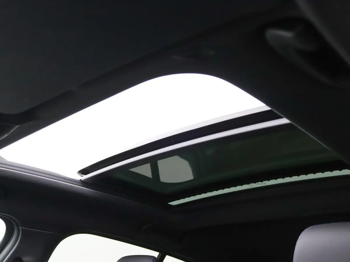 118i Business Edition | M Sport | Panoramadak | Parkeercamera | 33.282 km |