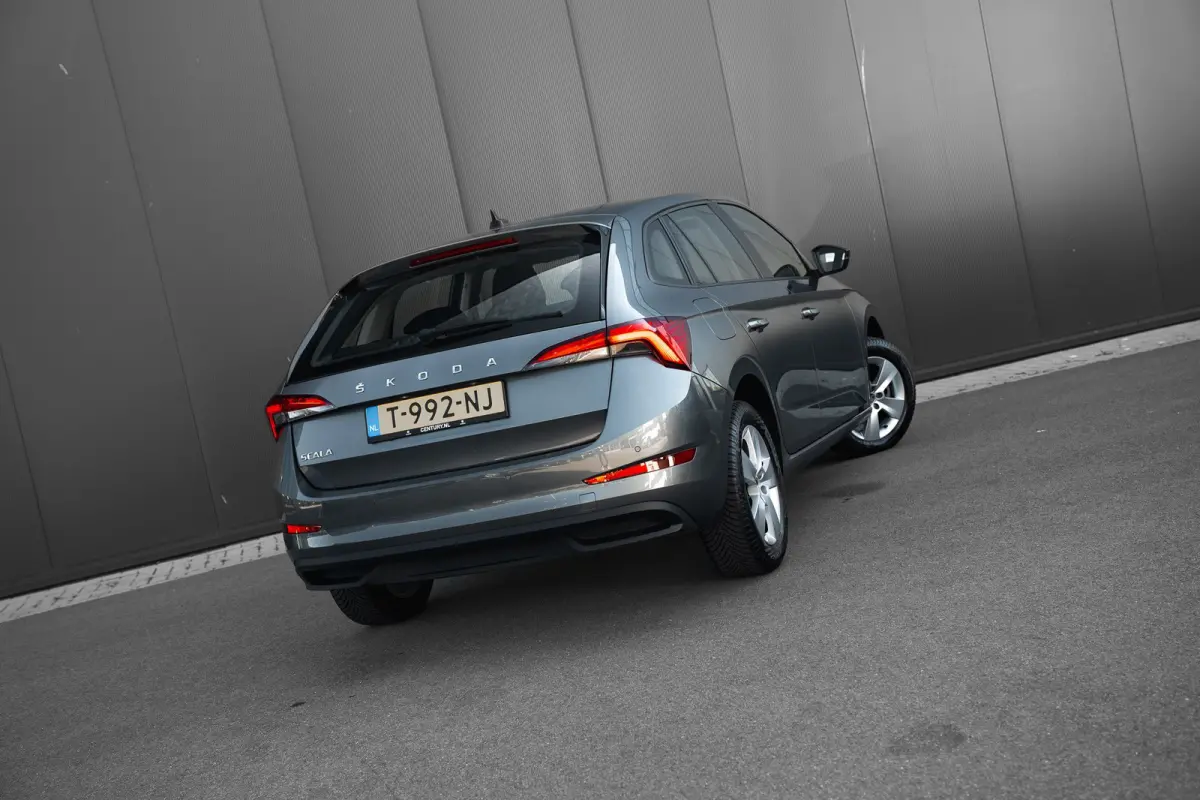 1.0 TSI Ambition | 110 pk | Automaat | Navigatie | Carplay | Cruise control | Climate control