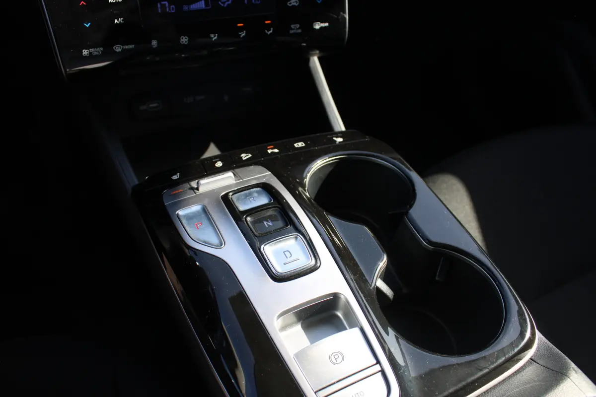 1.6 T-GDI PHEV Comfort Smart 4WD | Trekhaak | | Achteruitrijcamera | Airco (automatisch) | Apple Carplay/Android Auto|telefoonintegratie premium