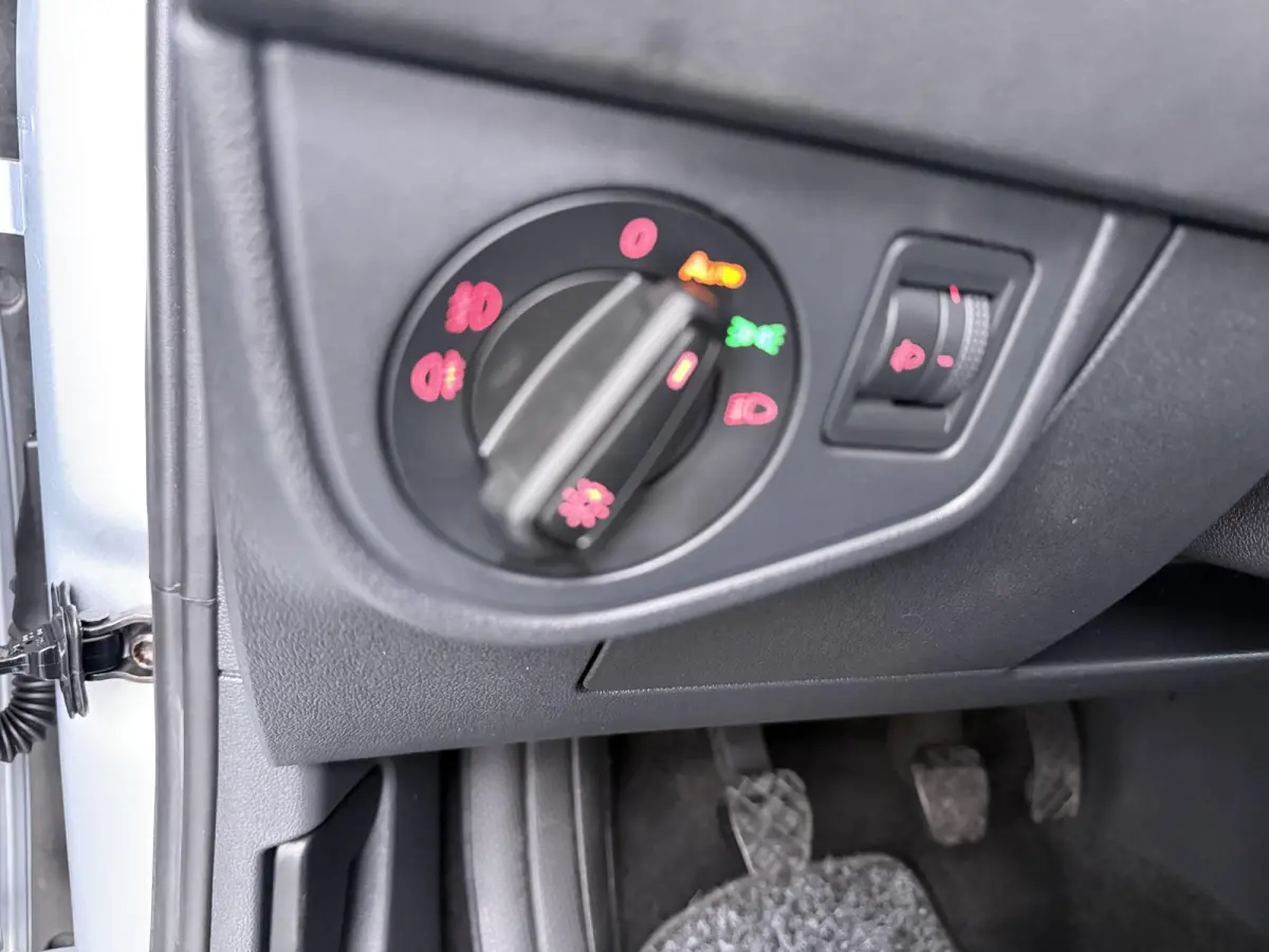 1.0 TSI Comfortline | Navigatie | Adaptieve Cruise | Parkeersensoren |