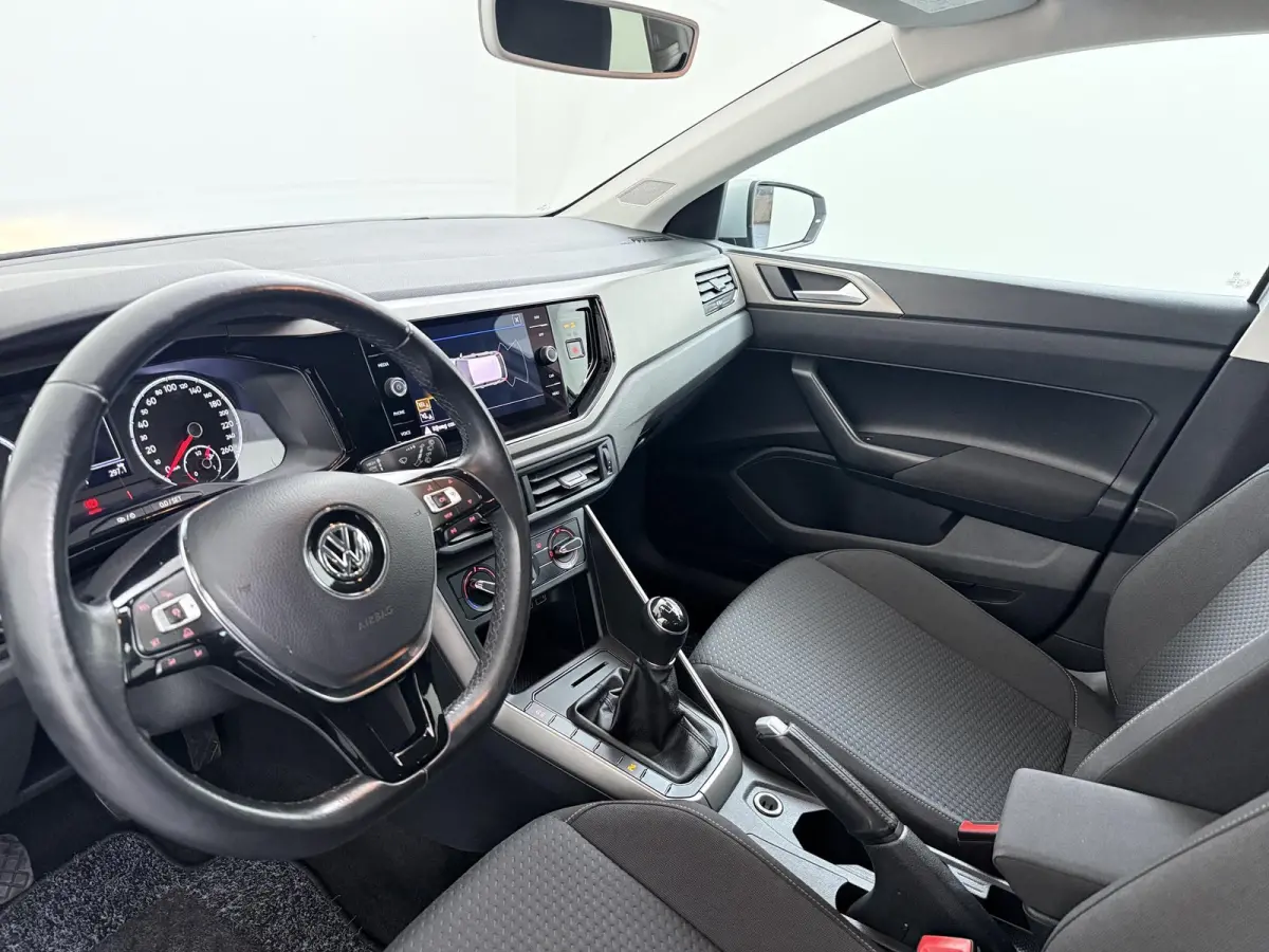 1.0 TSI Comfortline | Navigatie | Adaptieve Cruise | Parkeersensoren |