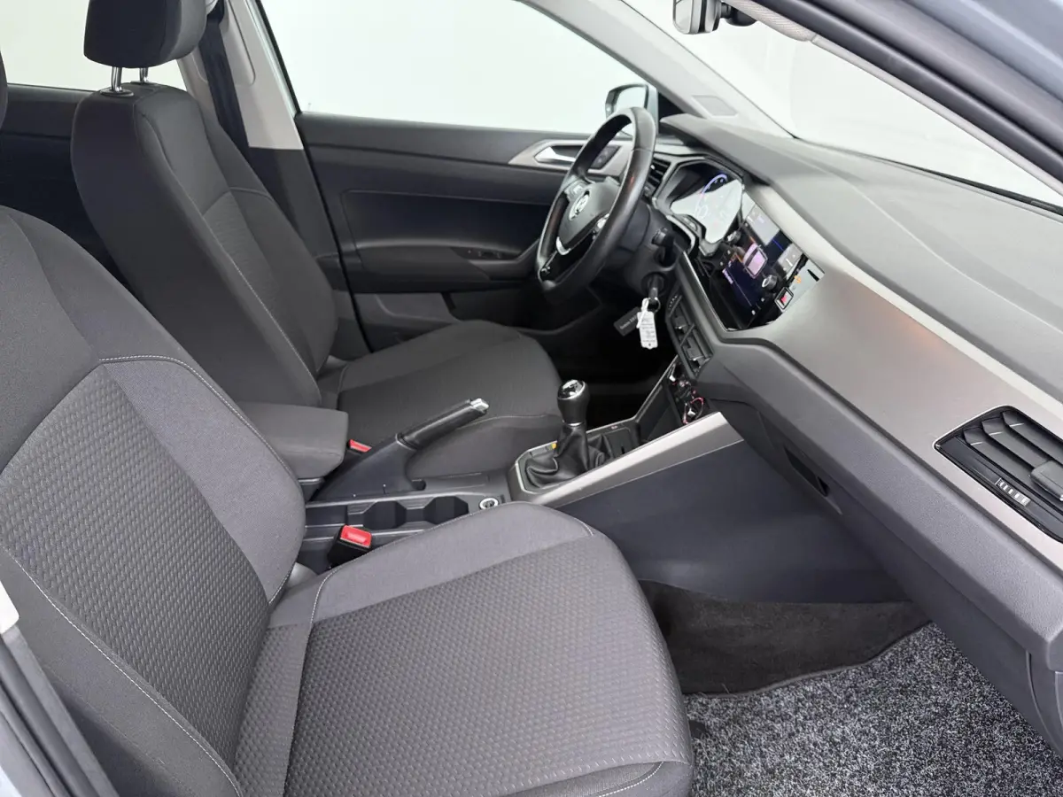 1.0 TSI Comfortline | Navigatie | Adaptieve Cruise | Parkeersensoren |