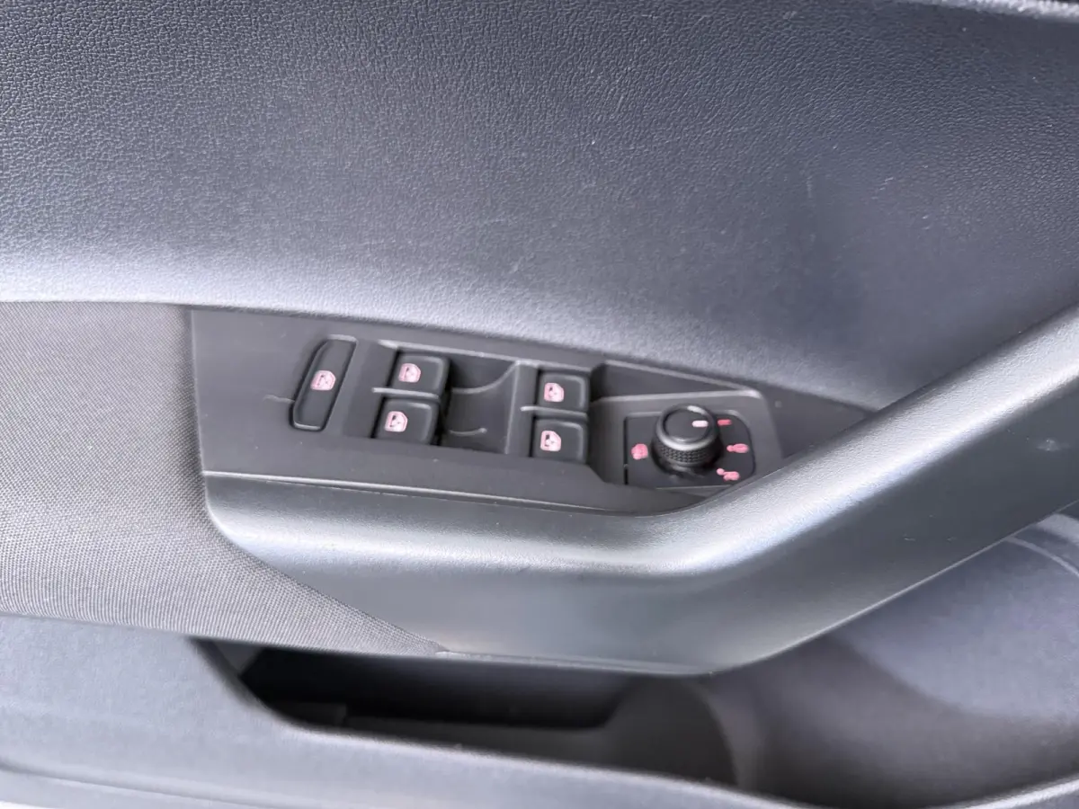 1.0 TSI Comfortline | Navigatie | Adaptieve Cruise | Parkeersensoren |