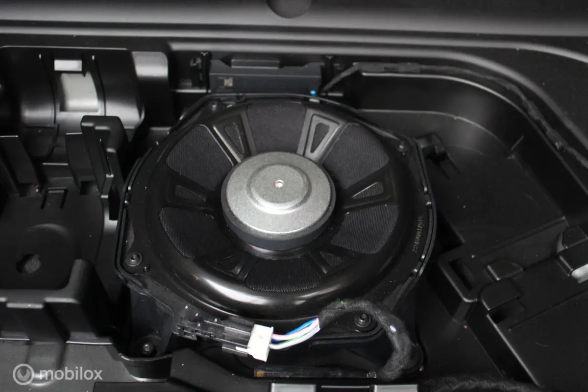 250 4MATIC Premium Plus
