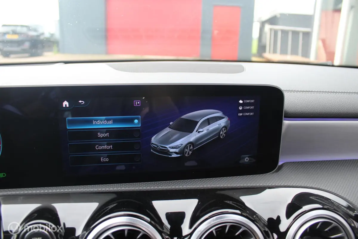250 4MATIC Premium Plus