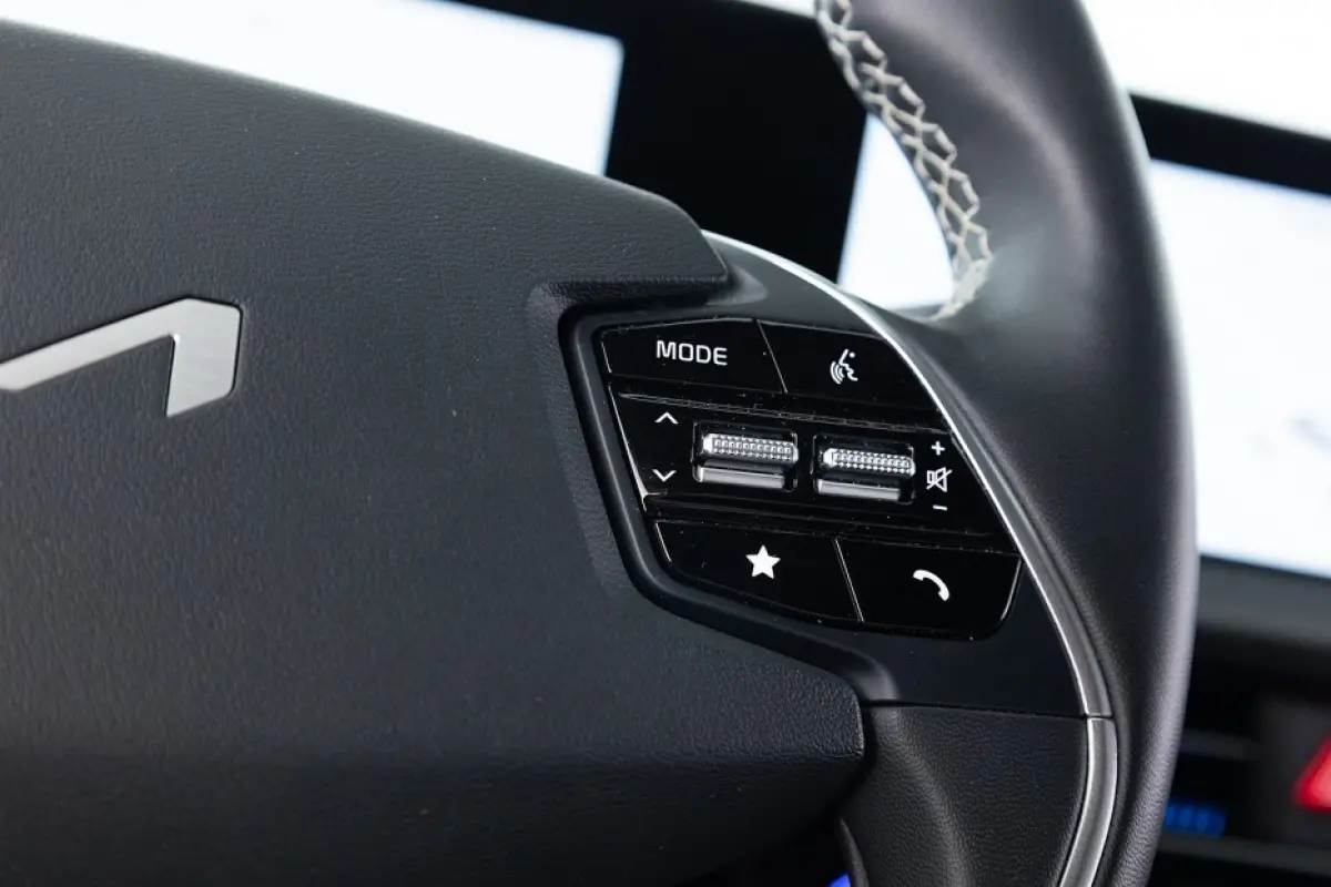 GT-Line 77.4 kWh | EL. Stoelen | Meridian Audio | Full LED | NAVI | ECC | VELGEN | SOH: 100% | !