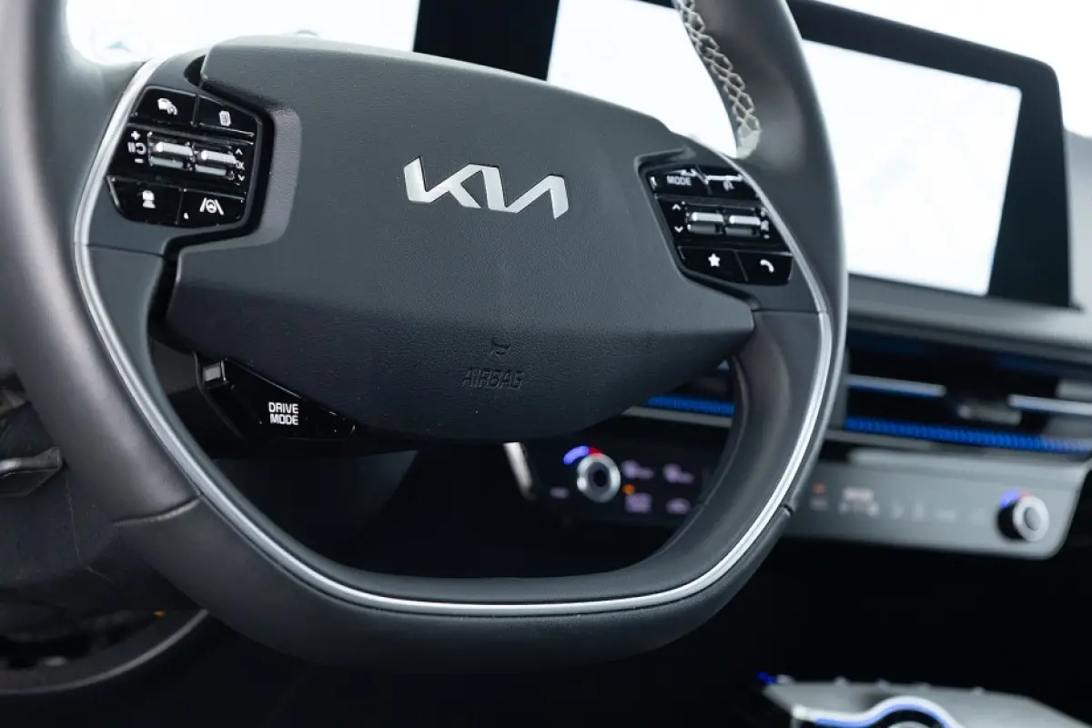 GT-Line 77.4 kWh | EL. Stoelen | Meridian Audio | Full LED | NAVI | ECC | VELGEN | SOH: 100% | !