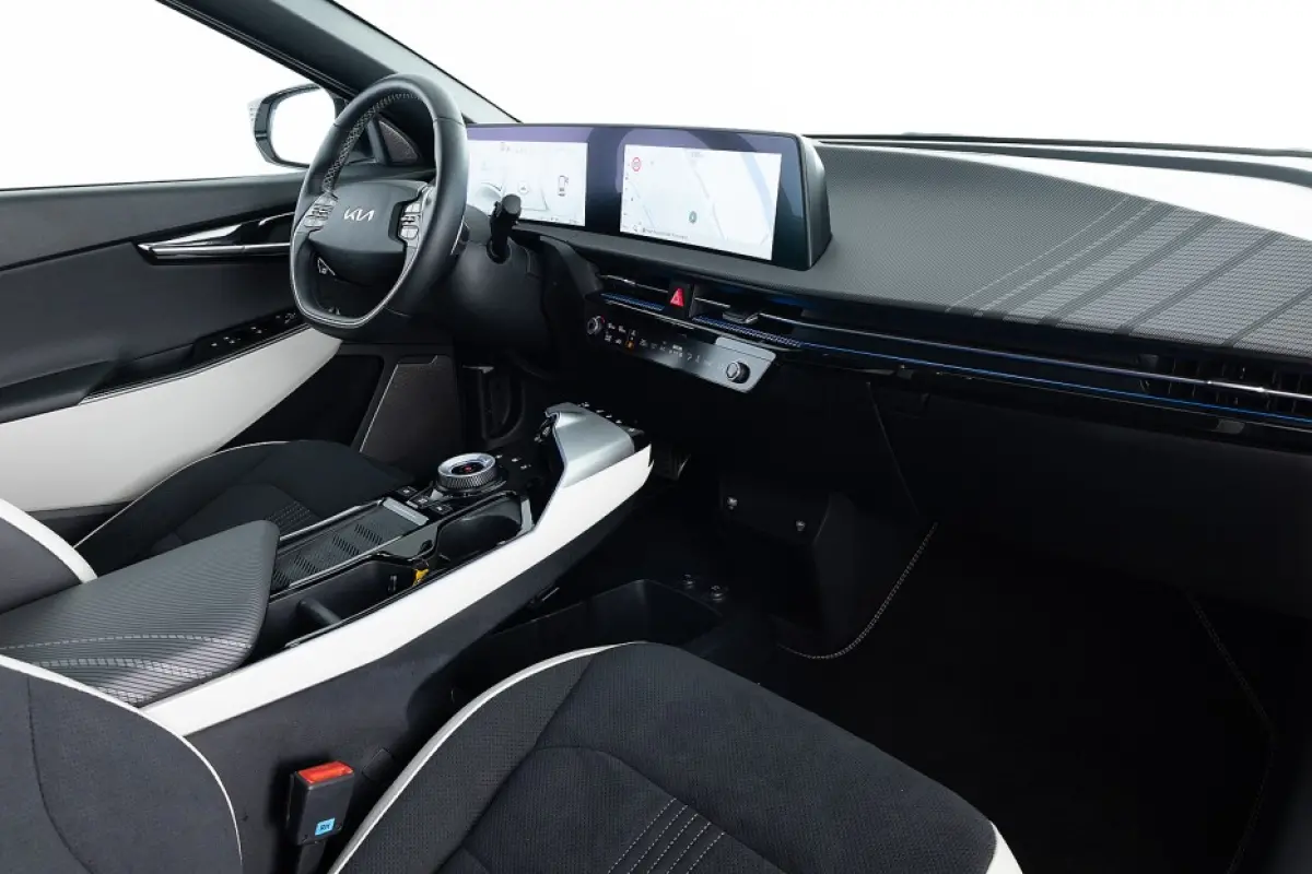 GT-Line 77.4 kWh | EL. Stoelen | Meridian Audio | Full LED | NAVI | ECC | VELGEN | SOH: 100% | !