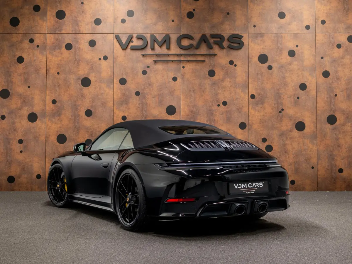 3.6 T-Hybrid Carrera 4 GTS | PCCB | Burmester | Lift | InnoDrive | 18-weg | Carbon |