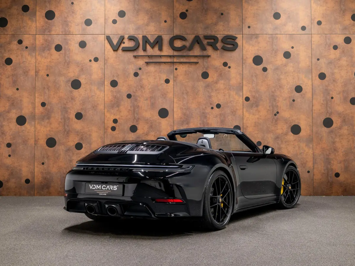 3.6 T-Hybrid Carrera 4 GTS | PCCB | Burmester | Lift | InnoDrive | 18-weg | Carbon |