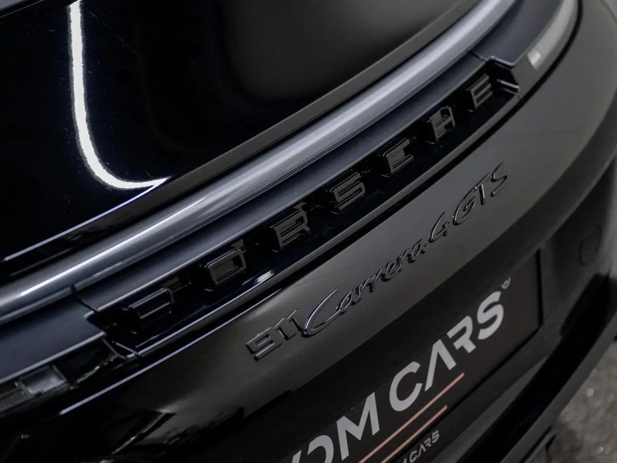 3.6 T-Hybrid Carrera 4 GTS | PCCB | Burmester | Lift | InnoDrive | 18-weg | Carbon |