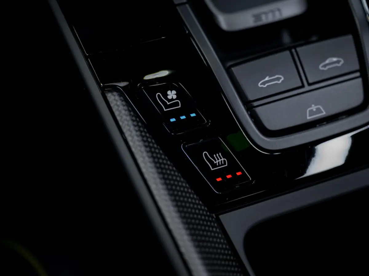 3.6 T-Hybrid Carrera 4 GTS | PCCB | Burmester | Lift | InnoDrive | 18-weg | Carbon |