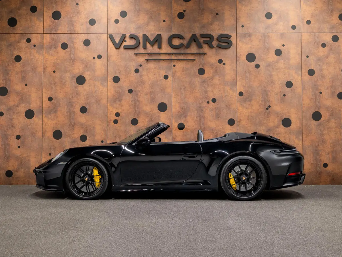 3.6 T-Hybrid Carrera 4 GTS | PCCB | Burmester | Lift | InnoDrive | 18-weg | Carbon |
