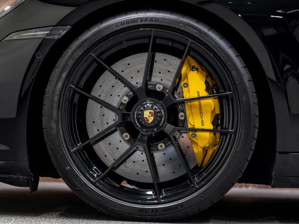 3.6 T-Hybrid Carrera 4 GTS | PCCB | Burmester | Lift | InnoDrive | 18-weg | Carbon |